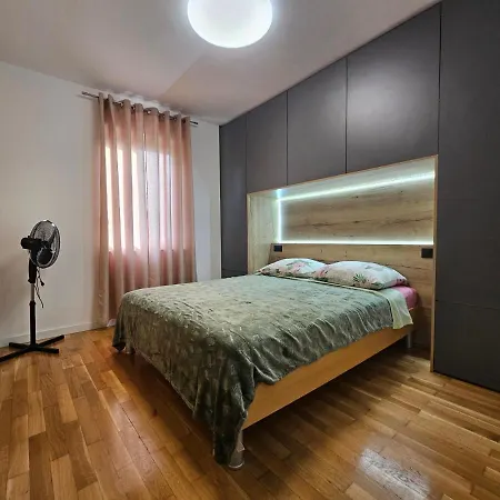 Nona Apartment *